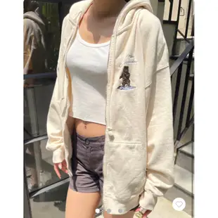 現貨！🧸Brandy Melville米白柔軟熊熊刺繡寬鬆帽踢外套CHRISTY SNOW LODGE HOODIE