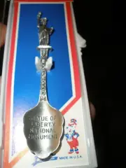 NEW Souvenir Spoon Statue of Liberty NYC (SU96)
