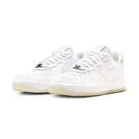 在飛比找momo購物網優惠-【NIKE 耐吉】W Nike Air Force 1 Lo