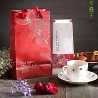 在飛比找PChome24h購物優惠-【茶鼎天】特級日月潭紅茶禮盒60g 百分百台灣茶 送禮首選