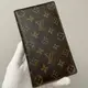 [二手] （超美品項）Louis Vuitton LV M61823 經典 老花 護照夾 長夾 皮夾 錢包