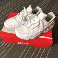 在飛比找蝦皮購物優惠-NIKE AIR HUARACHE 白色駝鳥紋 牛奶糖底 武