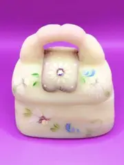 Fenton Handcrafted Glass “Purse Trinket Box” Burmese Sanded 6477DM
