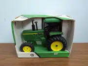 1/16 Ertl Farm Toy John Deere 4455 MFWD Tractor