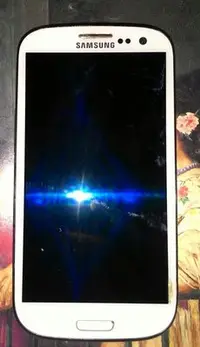 在飛比找Yahoo!奇摩拍賣優惠-$${故障機}Samsung S3 gt-i9300[白色]