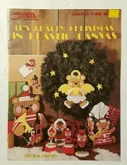 Leisure Arts Craft Leaflet Christmas Bear It's Bearly Christmas Plastic Canvas