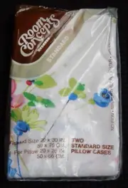 New Vintage Room Concepts Garden Flowers Standard Pillowcases - Set of (2)