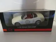 Beanstalk 40th Anniversary Ford Mustang GT Convertible White 2004 1:18 MIB