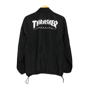 Thrasher x Jouetie 拼寫教練夾克