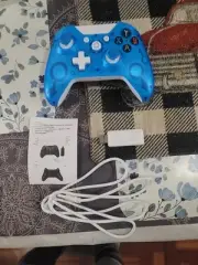 Microsoft Xbox 360 Blue & White Wireless Controller! ~ Works Great! Authentic!