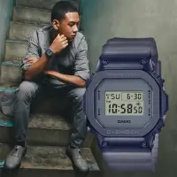 在飛比找momo購物網優惠-【CASIO 卡西歐】G-SHOCK 霧灰漸層 半透明電子錶