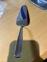 Hotel Collection New Pie Cake Cutter Slicer