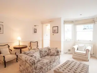 Veeve Charming 1 Bed just off Kings Road