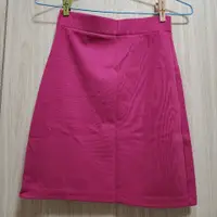 在飛比找PopChill優惠-[二手] 韓國H:Connect桃紅色棉短裙