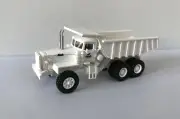 WHITE HO 1/87 MACK LRVSW 6x4 34tons - Ready Made Resin Model