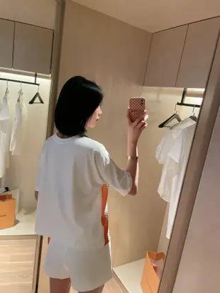 Hermès 真絲上衣，穿出高級優雅愛馬仕 100%真絲針織衫 圓領T恤 短袖真絲拼接寬鬆舒適 黑色 白色MLXL