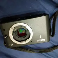 在飛比找蝦皮購物優惠-Nikon 1 Nikon J1 單機身 二手 單眼相機