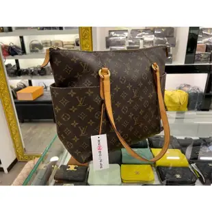 東區正精品㊣LV M56689 原花新款中天心雙口袋肩背包中款 RA1666