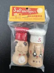 Vintage Wood Face Painted Chef Hat Mini Salt & Pepper Shakers Made in Japan
