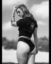 GIGI DOLIN Unsigned 8x10" (20x25cm) Photo 3442