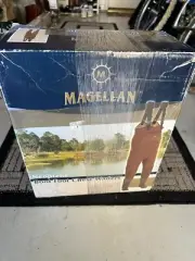 Magellan Neoprene Bootfoot Waders Size 9 200g Thinsulate Ultra New Box Torn