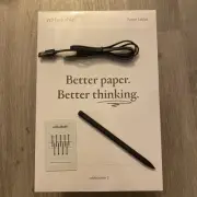 reMarkable 2 paper tablet + Marker Plus (+ refills tips) + USB-C cable