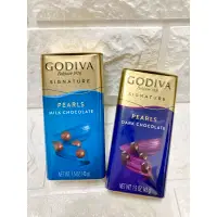 在飛比找蝦皮購物優惠-GODIVA 牛奶巧克力豆/黑巧克力豆 43公克/1入 鐵盒