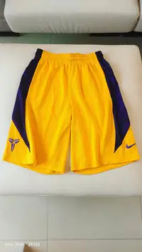 在飛比找Yahoo!奇摩拍賣優惠-Nike DRI-FIT Kobe 球褲