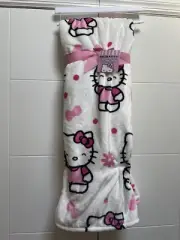 Hello Kitty Blanket 60x70 Spring Blanket with Bows NEW