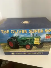 Franklin Mint The Oliver Super 99 Tractor #B11YF73 Green