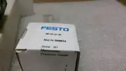 Festo LR-1/4-D-7-MINI Pressure Regulator with Gauge 162583 - New In Box