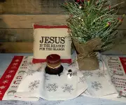 New Snow Flake Table Runner 56" Red Bordered Joy & Snowman Cloth Table Runner