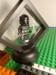 LEGO Star Wars - TIE Fighter Pilot Minifigure, Light Nougat Head (75031)