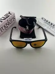 Oakley Frogskins Staple Matte Black Prizm Ruby Pink Pigeon OO9013-K755 Supreme