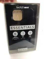 New Tech21 Essentials IPhone 12/12 Pro 6.1” 2020 Black Phone Case