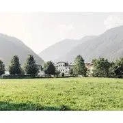Alpenpalace Luxury Hideaway & Spa Retreat