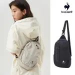 【LE COQ SPORTIF 公雞】輕量實用胸背包 斜背包 肩背包 男女款-2色-LKT03114