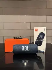 JBL Flip 6 Portable Bluetooth Speaker System-Blue