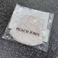 在飛比找蝦皮購物優惠-日本 peach john 限定版蕾絲口罩(白色)
