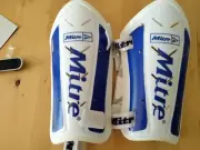 Mitre Men's Shinguards