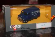 1986 Corgi Classic Diecast Bedford CA Pickfords Heavy Haulage Limited Van D981/1