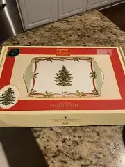 Spode Christmas Tree Polka Dot 12 Inch Dessert Tray, 2009