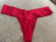 New w/Tag Victorias Secret Lacie V-String Lace Thong Size M Bright Cherry Red