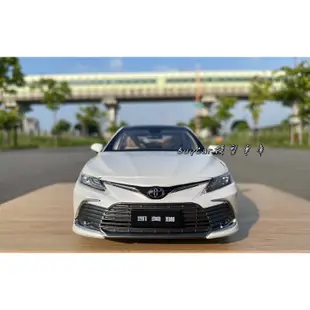 BuyCar模型車庫1/18  1:18 TOYOTA CAMRY 8.5代 豐田 模型車 送車牌 小改款