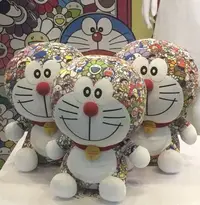 在飛比找Yahoo!奇摩拍賣優惠-UNIQLO UT x 村上隆 x DORAEMON 多拉A