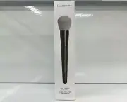bareMinerals Full Flawless Face Tapered Brush- Semi Round