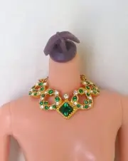 BARBIE EMPRESS OF EMERALDS GLAMOUR DOLL NECKLACE SWAROVSKI CRYSTALS Jewelry