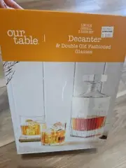 New Lincoln Crystal Whiskey Decanter Set with 2 Double Old Fashioned Glasses
