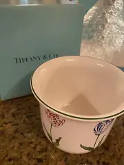 Tiffany’s Tulips Cache Pot Flower Planter by Tiffany & Co, Excellent Condition