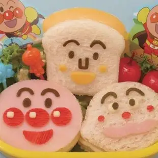 ANPANMAN 麵包超人 日本製 飯糰吐司/起司/火腿 表情壓模 4543112548733~模板顏色隨機~